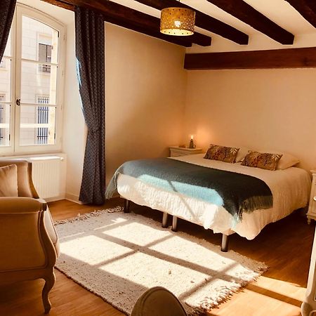 L'Amantine Chambres D'Hotes Et Gite Bourges Bagian luar foto