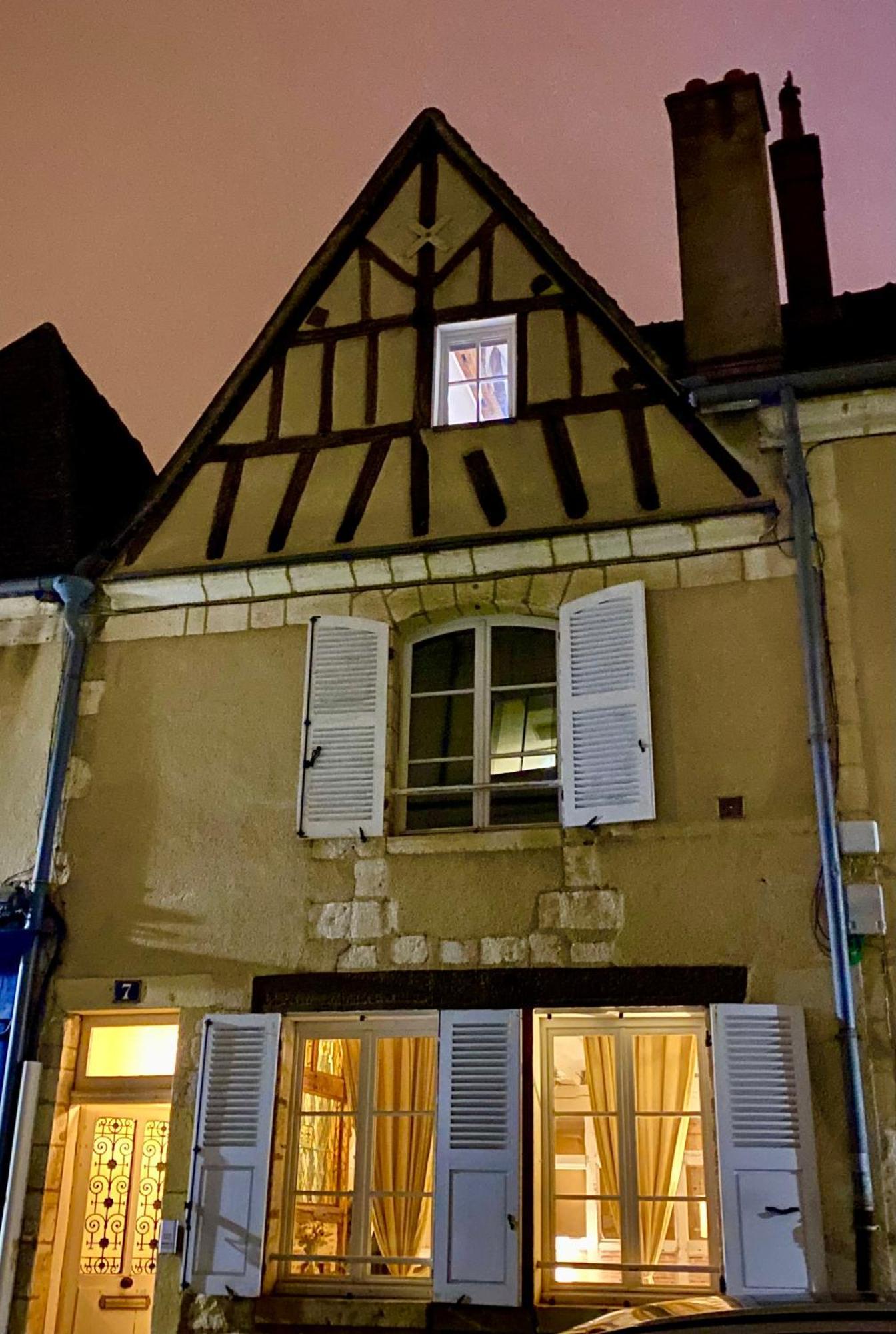L'Amantine Chambres D'Hotes Et Gite Bourges Bagian luar foto